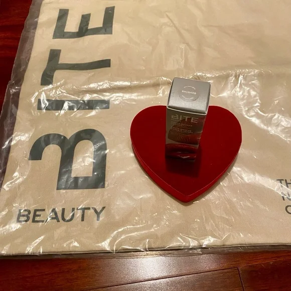 Discontinued ! New in box Bite Beauty Rhubarb full size amuse Bouche Lipstick - Picture 2 of 4